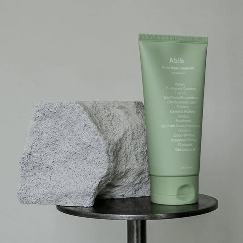 Abib Heartleaf Foam – spumă blândă de curățare pentru piele sensibilă, predispusă la acnee